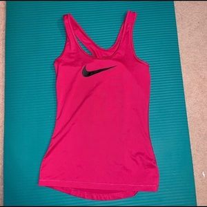 Nike pro tank